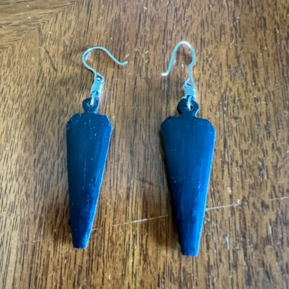 Feather motif earrings - Picture 2 of 3